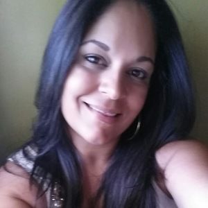 Meet your Posher, Damaris